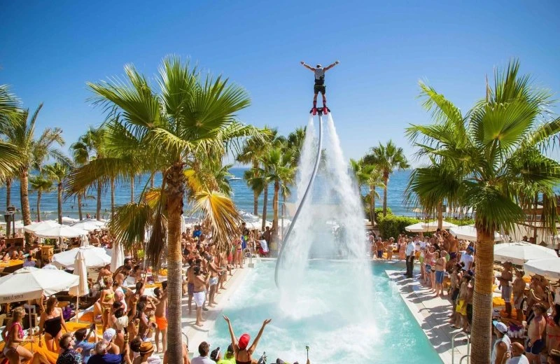 Clubes de playa famosos