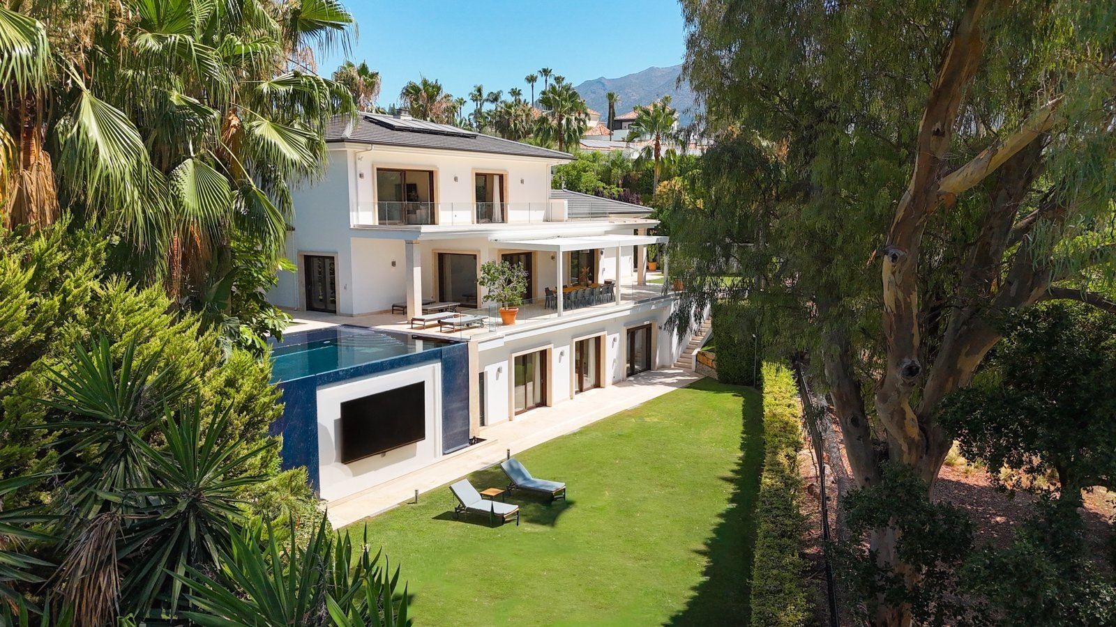 Villa maria nueva andalucia marbella 56