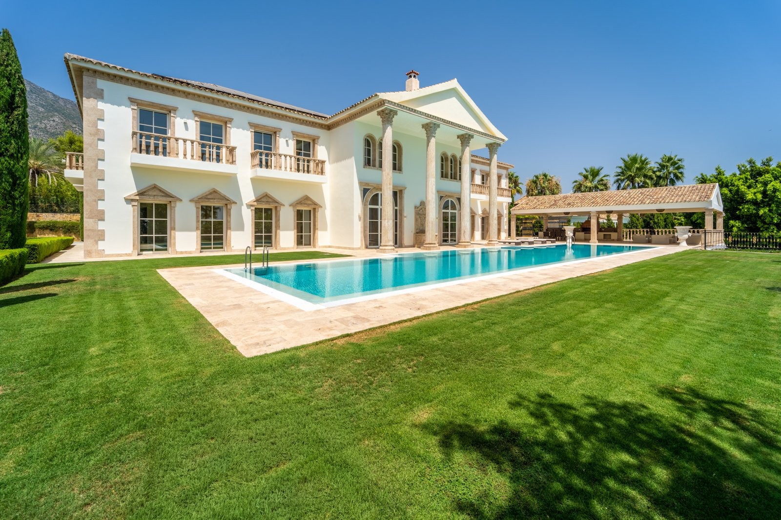 Villa sinfonia 81